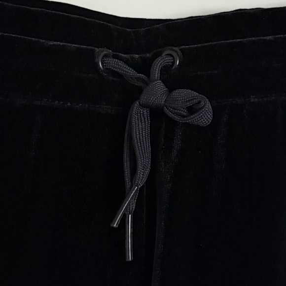 Adidas Black Velour Track Pants Women’s Y2K Athleisure Velvet XS - Picture 6 of 9